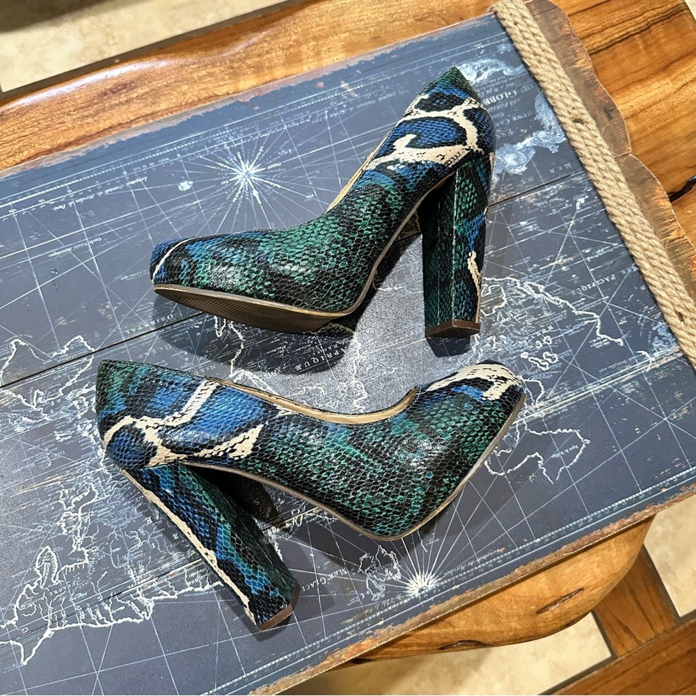 Michael Antonio Snakeskin Platform Heels – Size 8.5 - Picture 2 of 10
